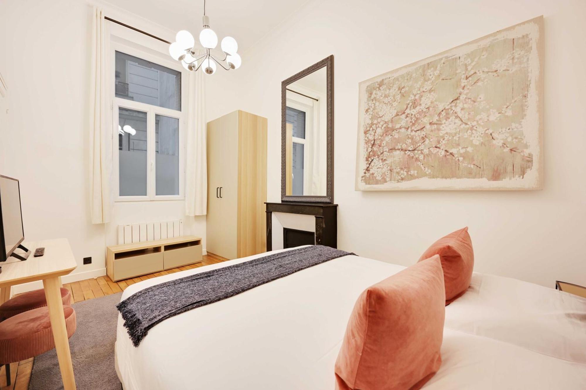 Beautiful Apt -1Br-4P- Tour Eiffel - Invalides Paris Exterior photo