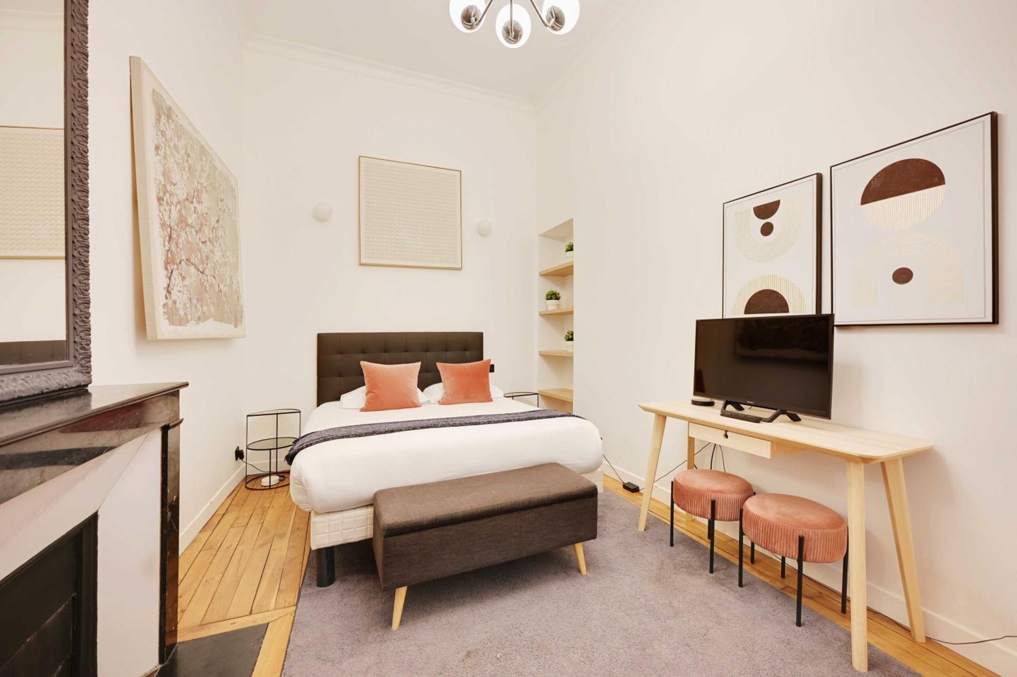 Beautiful Apt -1Br-4P- Tour Eiffel - Invalides Paris Exterior photo